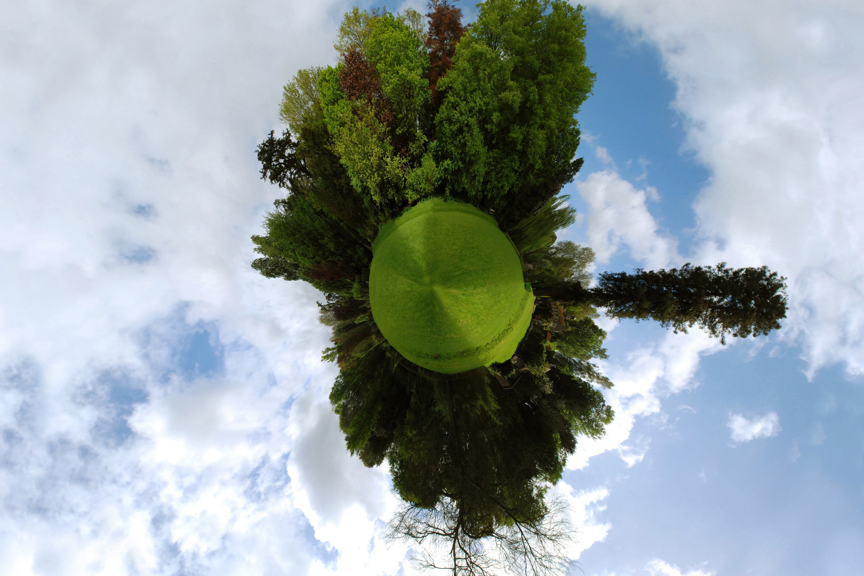 How To Turn Your Panorama Photos Into 360-Degree Little Planet Images