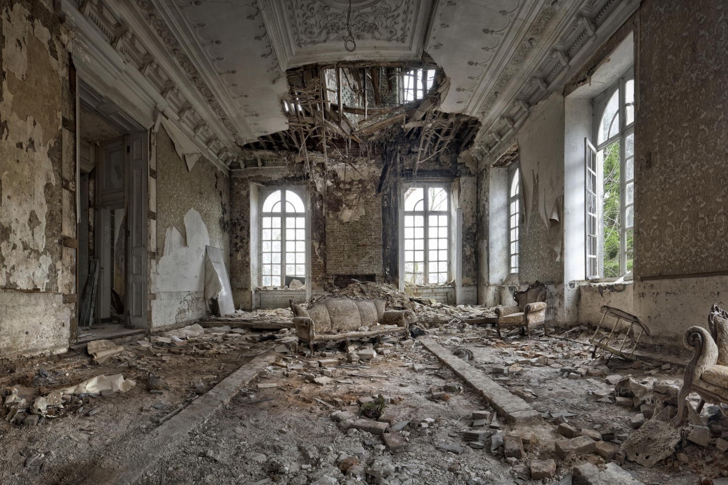 29 Spooky Abandoned Spaces That Will Give You Goosebumps