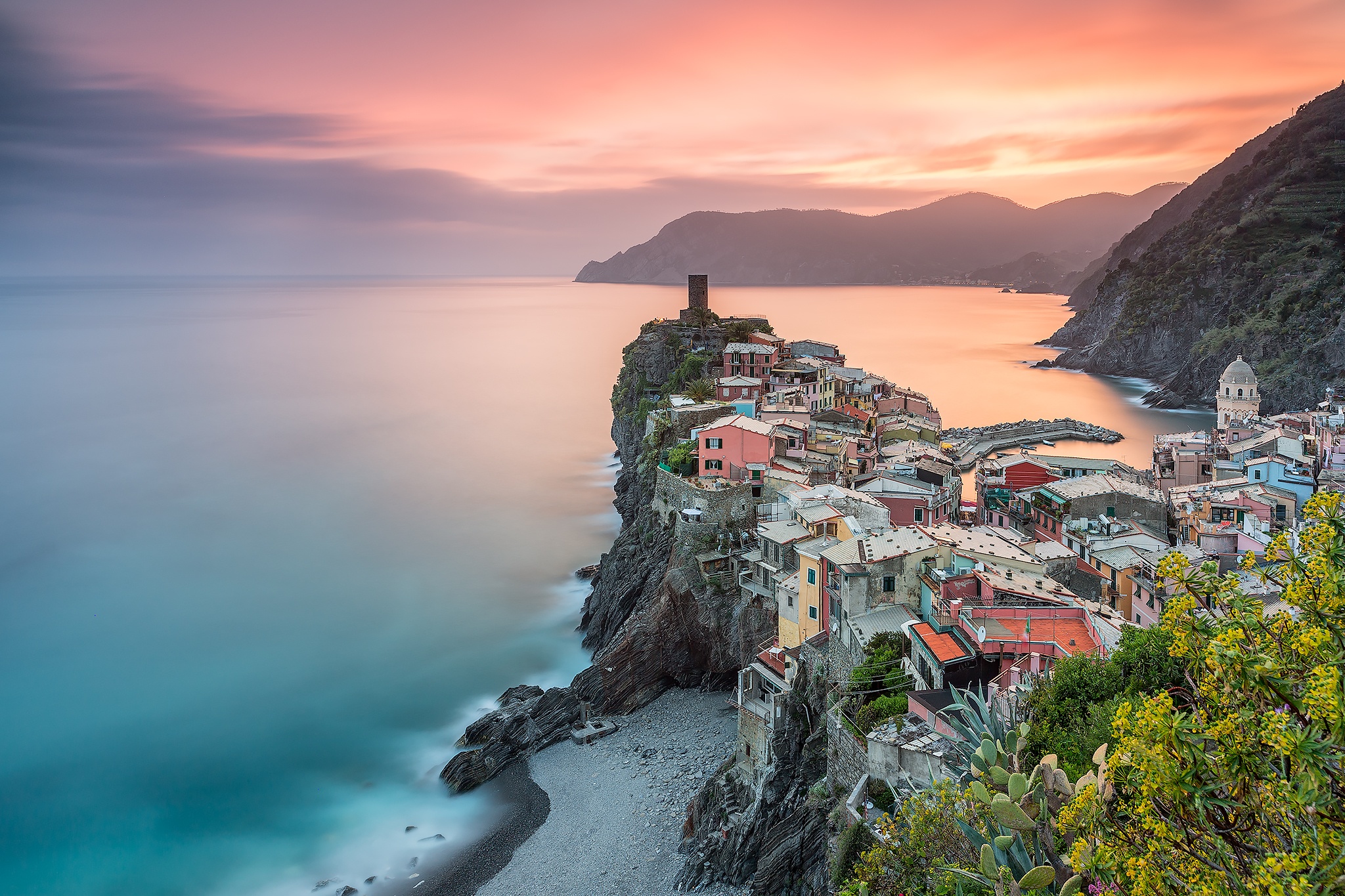 A Day In The Life Of Seascape Photographer Francesco Gola