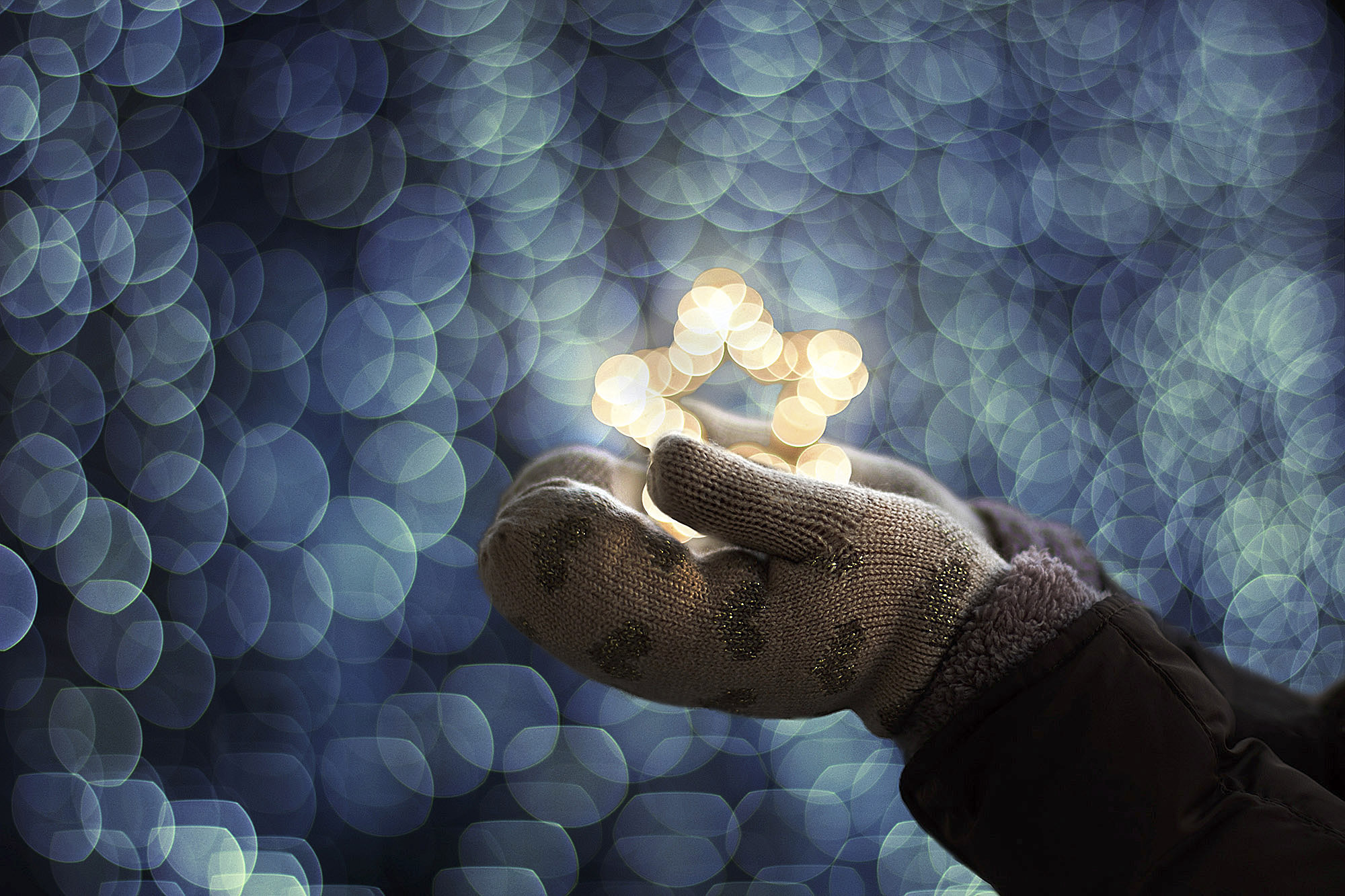 How To Create A Magical Holiday Bokeh Photo