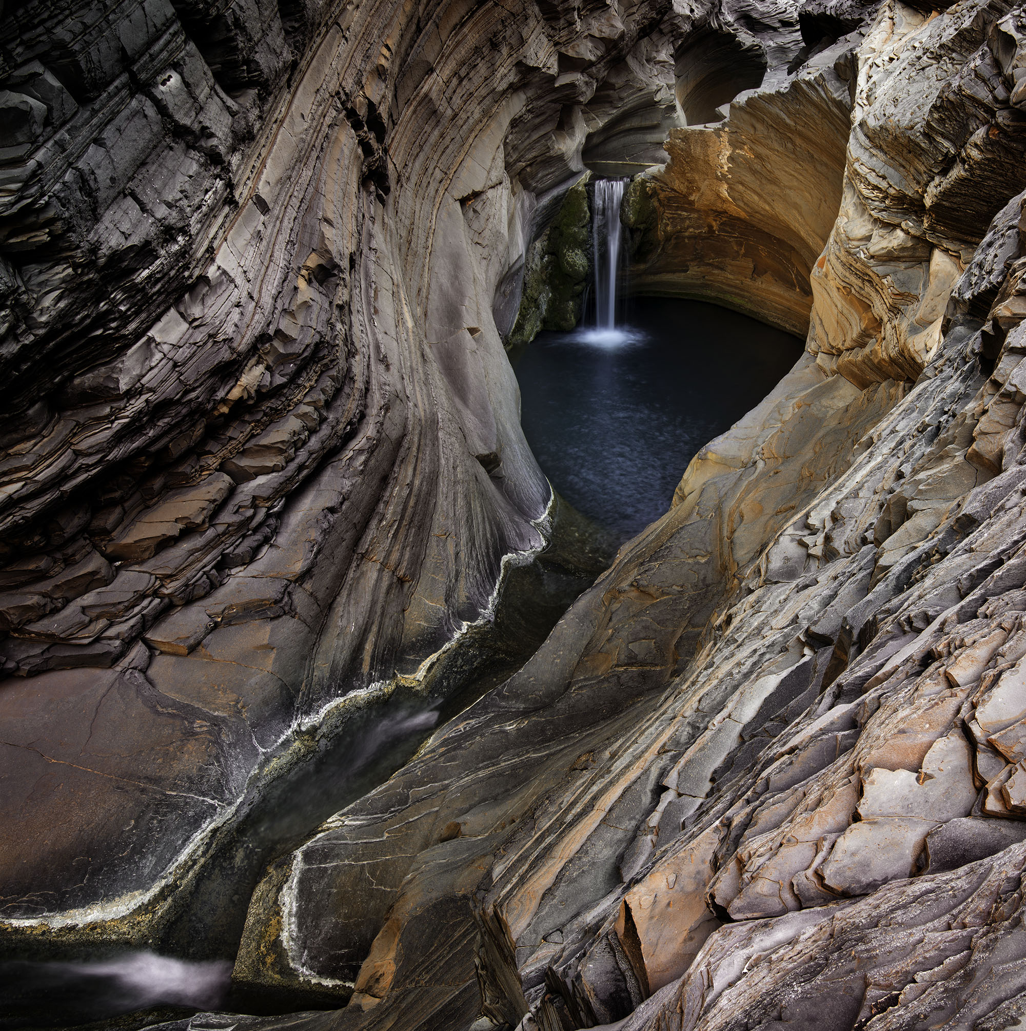 Hamersley Gorge waterfall.