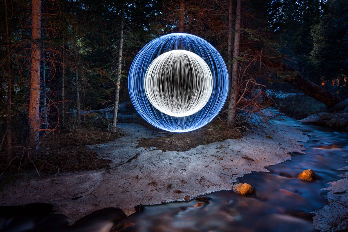 Tutorial: Learn How to Paint Perfect Spheres of Light Into Your Night Shots