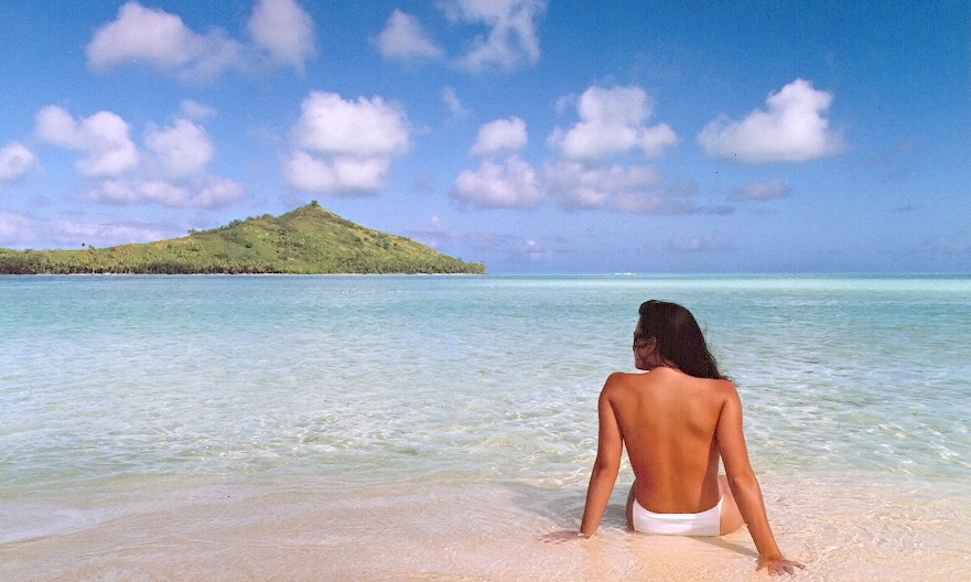 Jennifer in Paradise