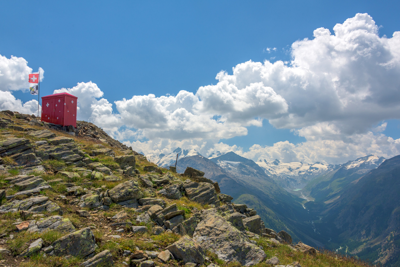 25 Cool and Crazy Toilets from Around the World