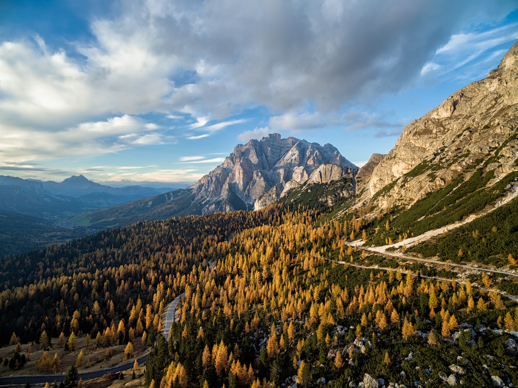 George Steinmetz: Storytelling With Aerial Photography ... - AERIAL IMAGING