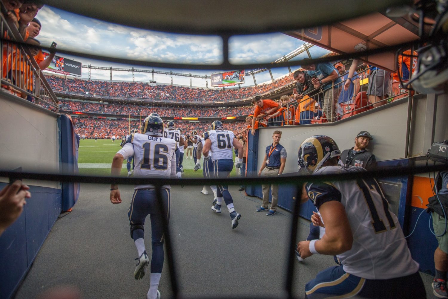 Capturing Football in Action: Photographing the L.A. Rams
