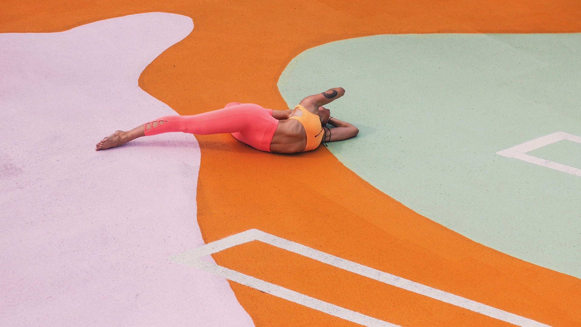 Licensing Contributor Ernesto Perez and his colorful Miami yoga shoot