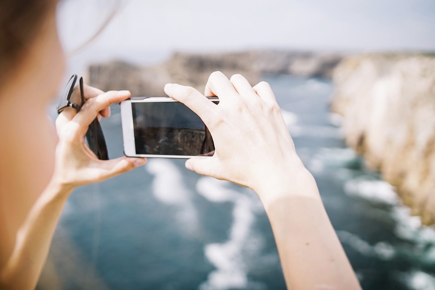 How to capture licensable photos on mobile